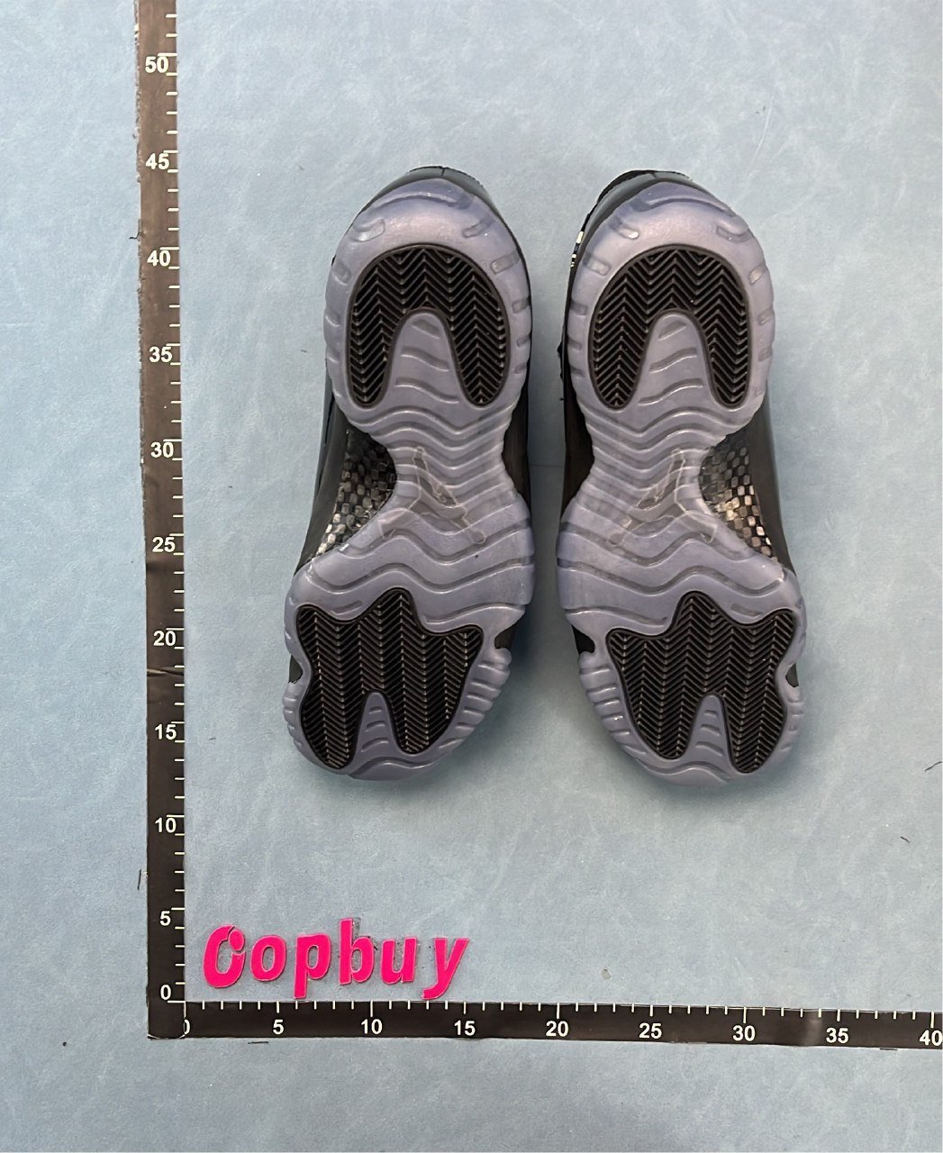  Air Jordan 11 Basketball Shoes [10 styles]