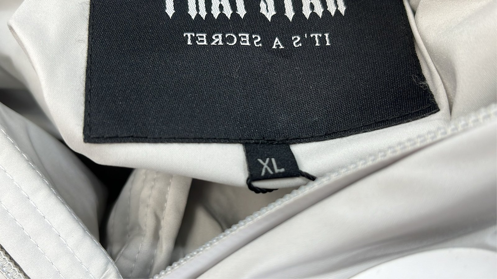  Moncler White Down Jacket with Hood