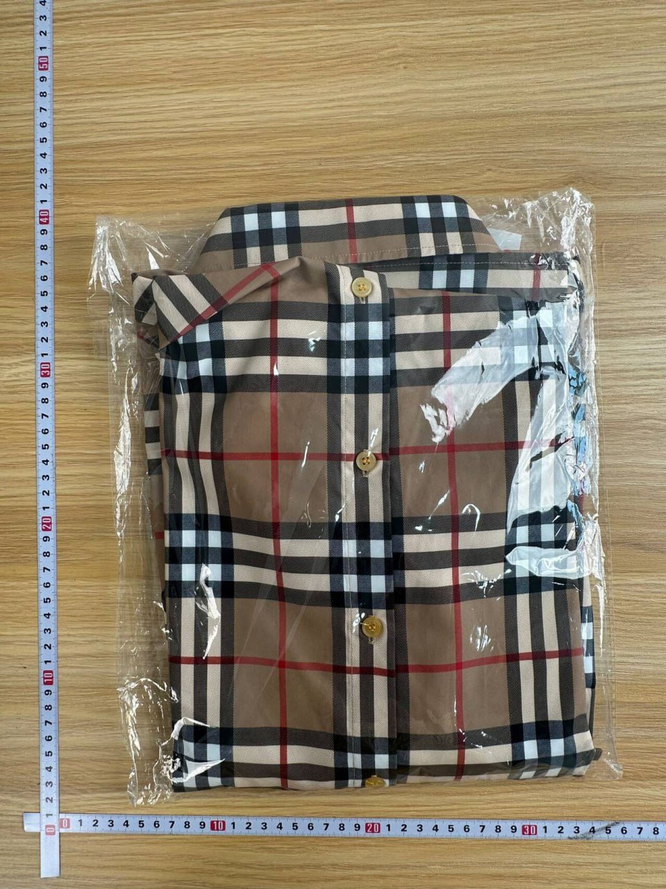  Burberry Vintage Check Shirt [14 styles]