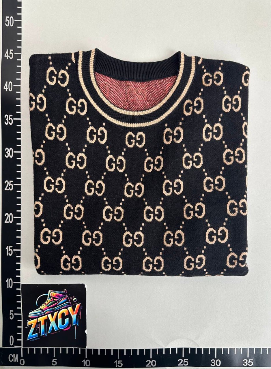  Gucci GG Supreme Sweaters [36 styles]
