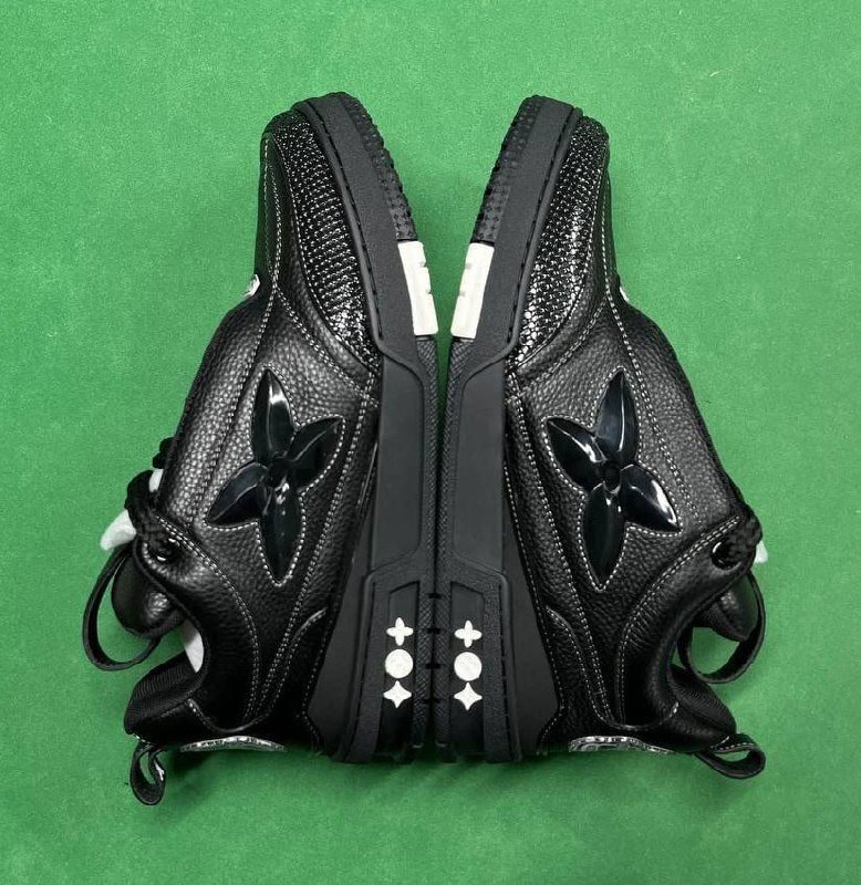 Louis vuitton skate shoes  sneakers 