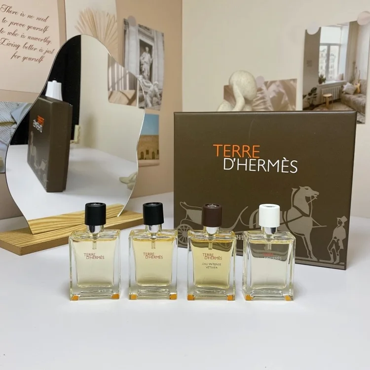 Hermès Terre d'Hermès perfume sample size 12.5ml*4