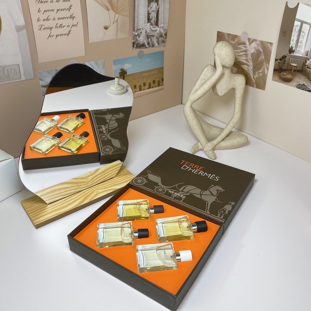 Hermès Terre d'Hermès perfume sample size 12.5ml*4