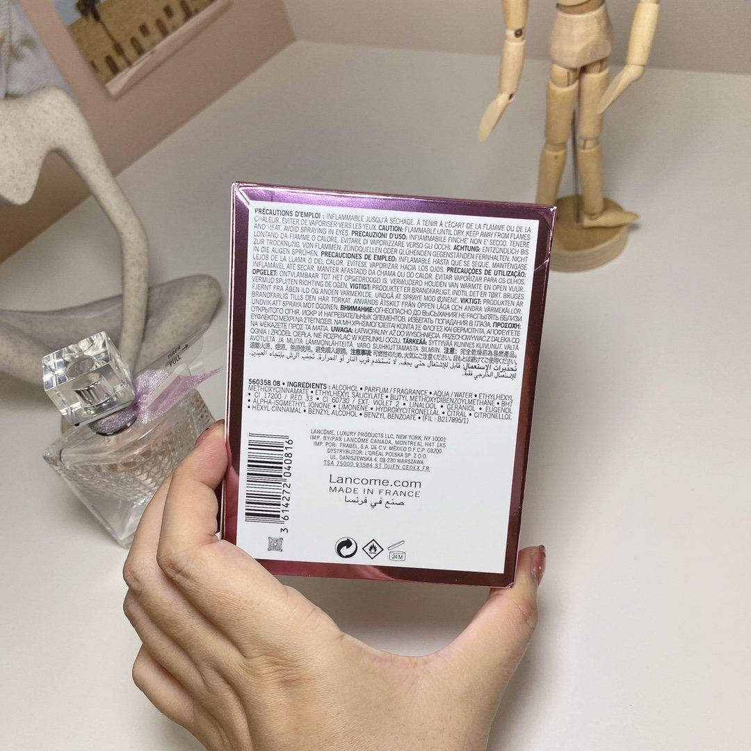 Lancôme La Vie Est Belle perfume