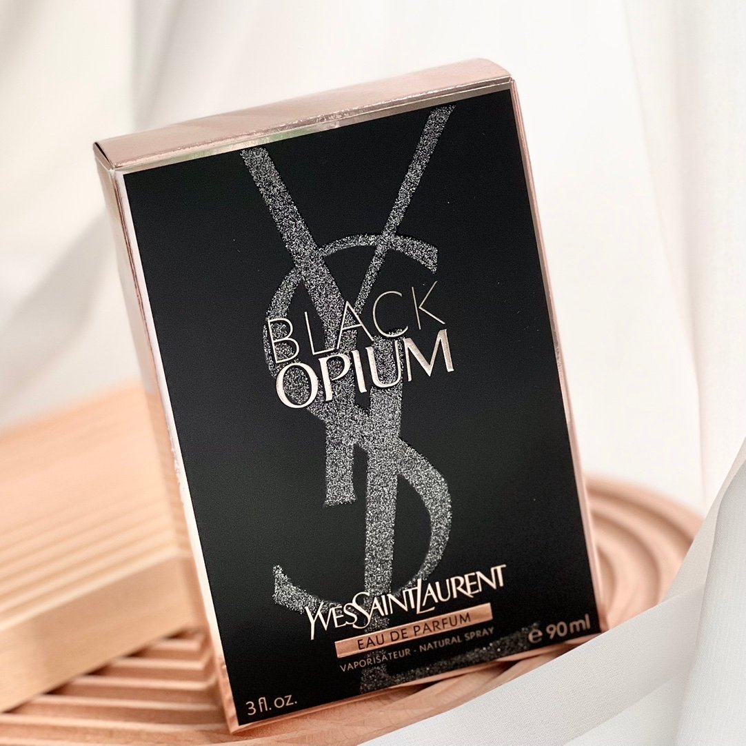 Saint Laurent Black Opium Perfume