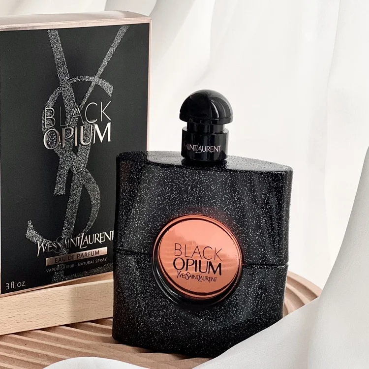Saint Laurent Black Opium Perfume