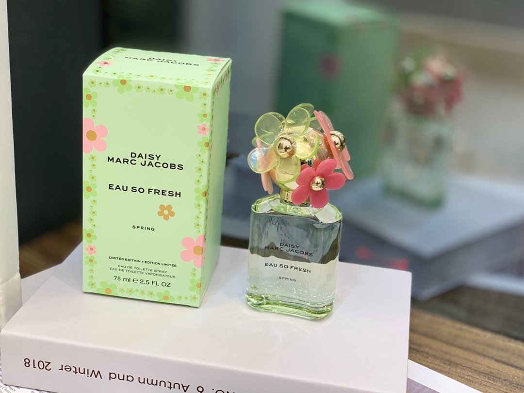 Mark Moji perfume