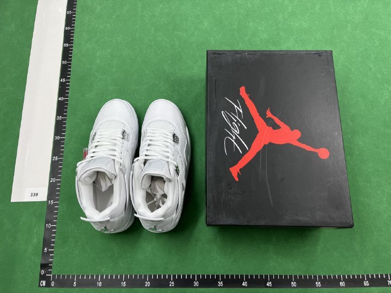 Air Jordan 4 Red Thunder Sneakers [39 styles]