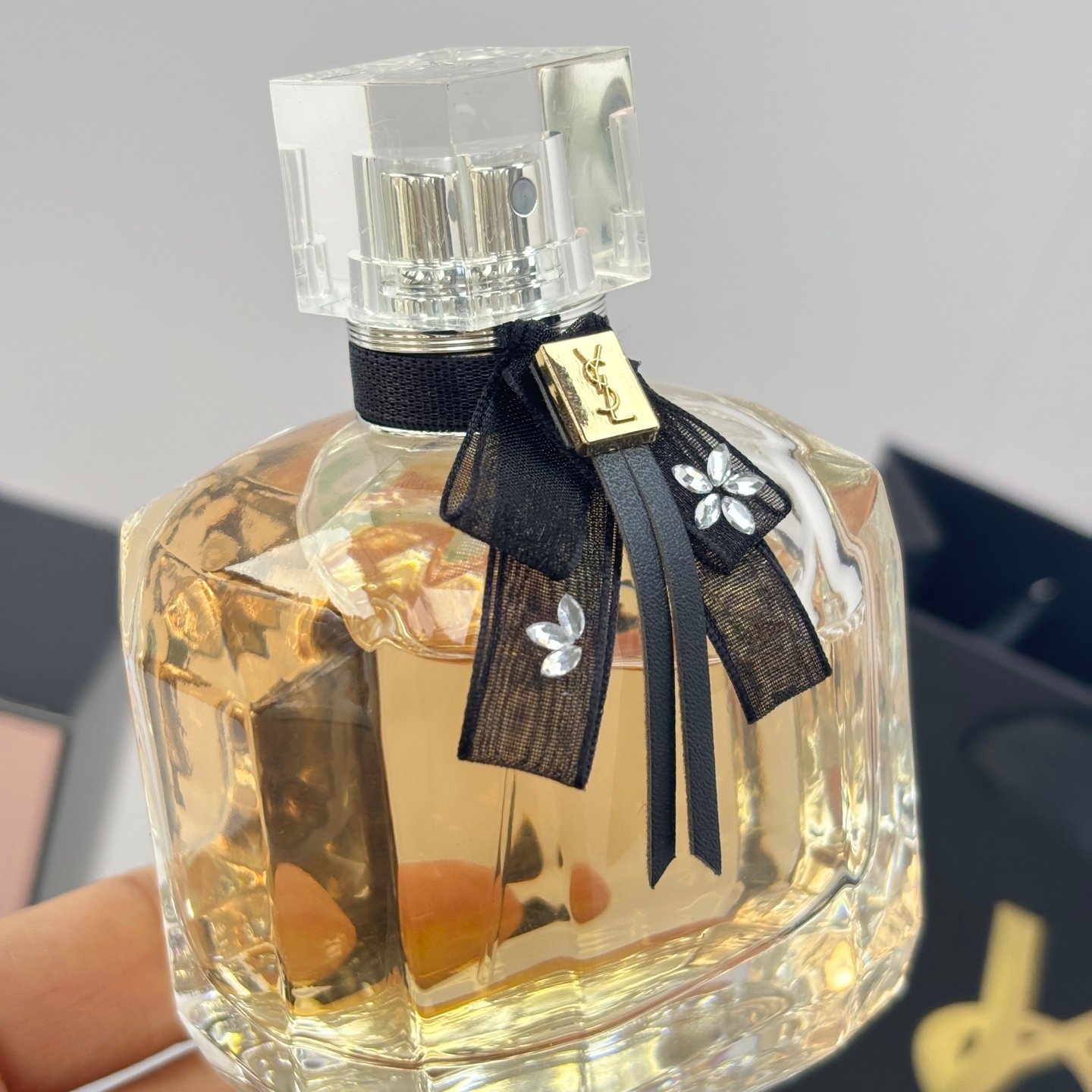 Yves Saint Laurent Mon Paris Floral Eau de Parfum - Dare to Love 90ml