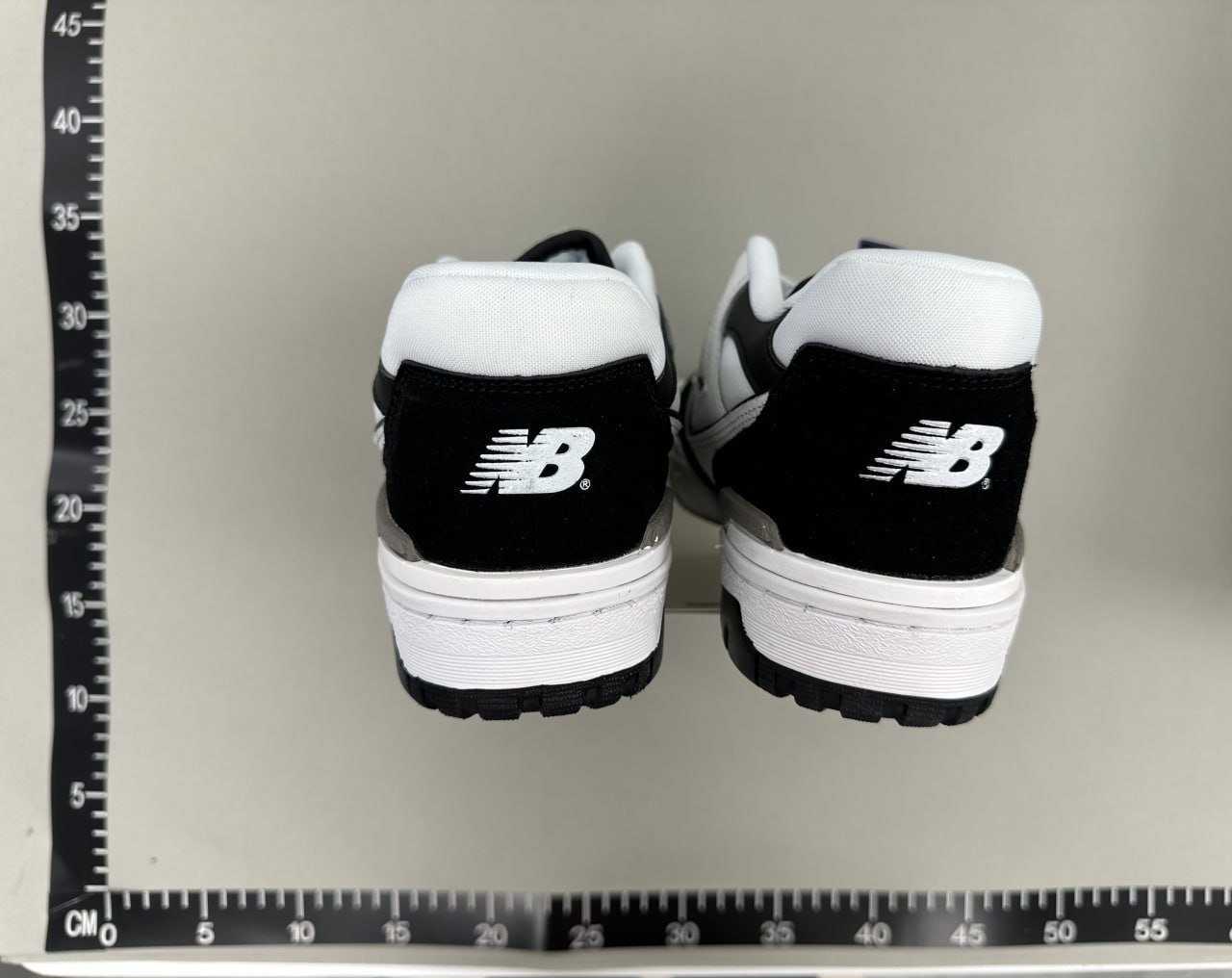 New Balance 550                                