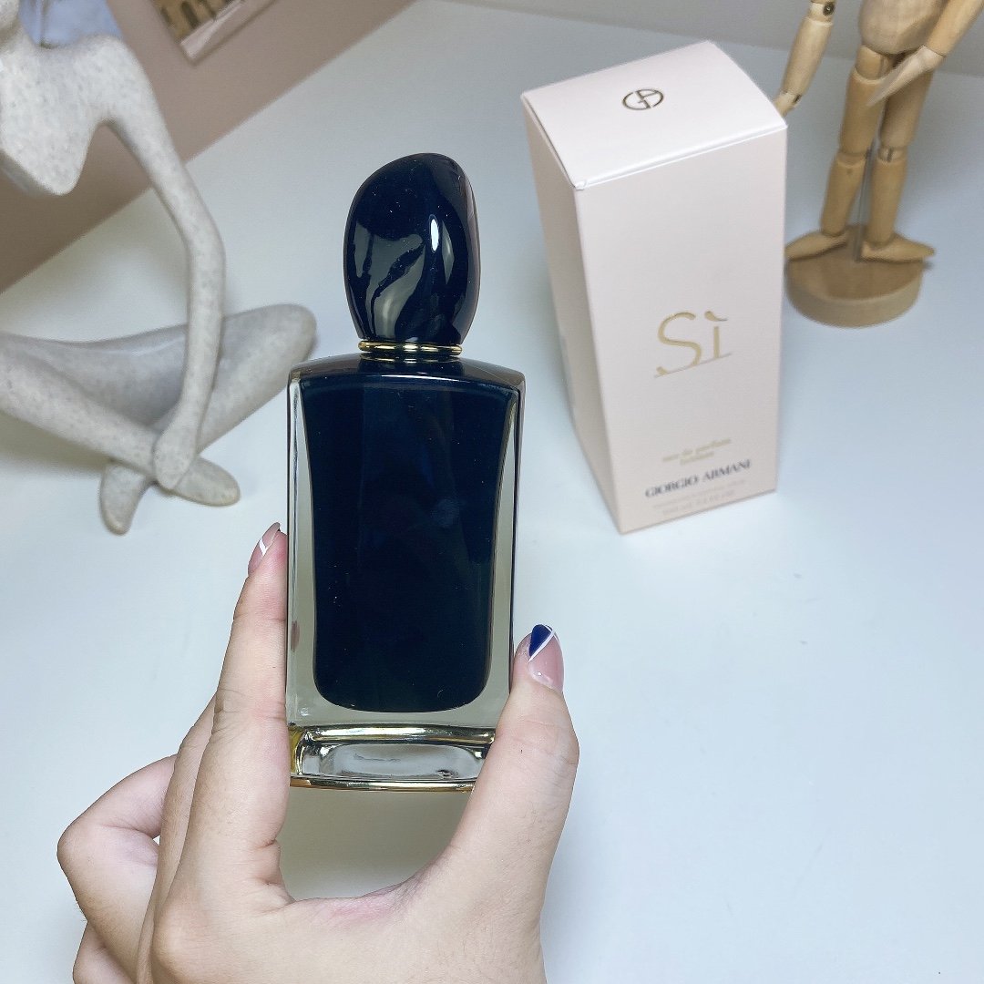 Haraman series perfumes