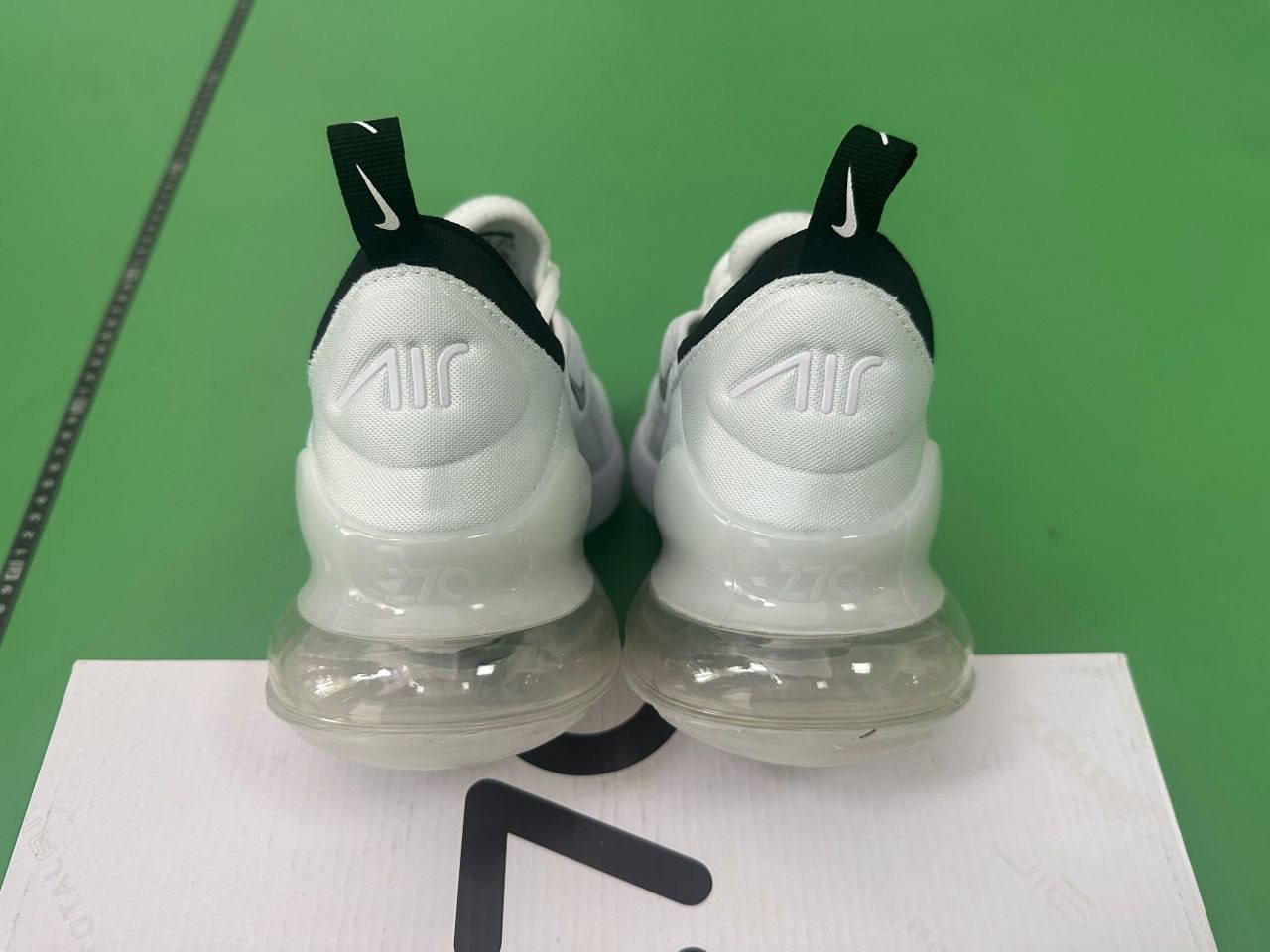 1 Nike Air Max  270 (40 colors) 