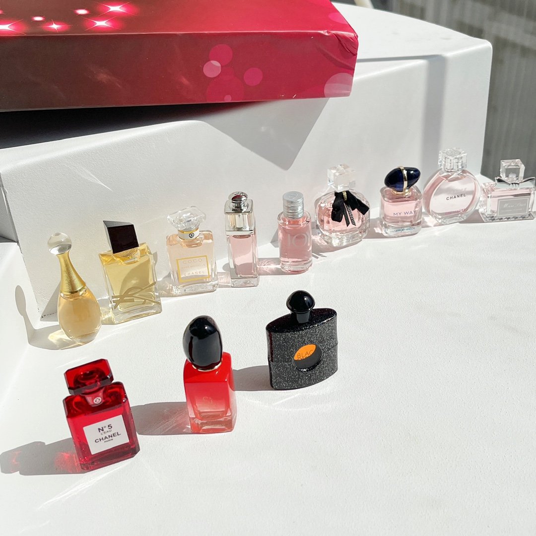 Heartbeat Perfume Sample Set (12 pieces)