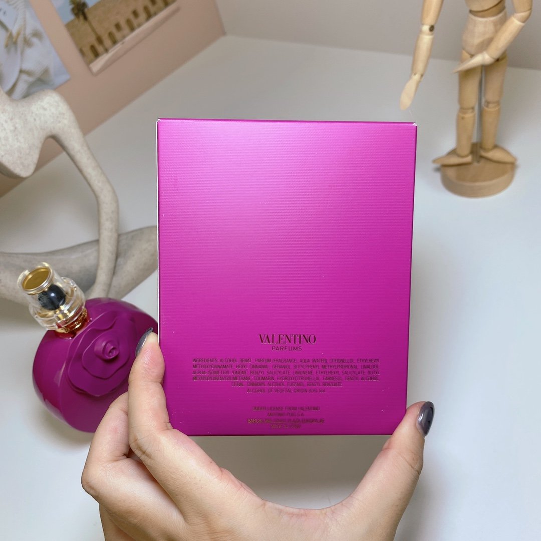 Valentino perfume