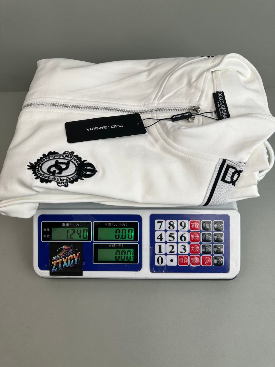 DG suit #DG_W2C #suit_W2C  