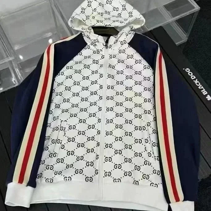 gucci  Moncler  Burberry  THE NORTH FACE   Jackets                       