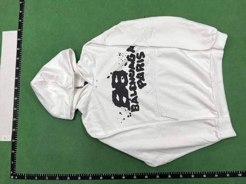 :Balenciaga Hoodie                                