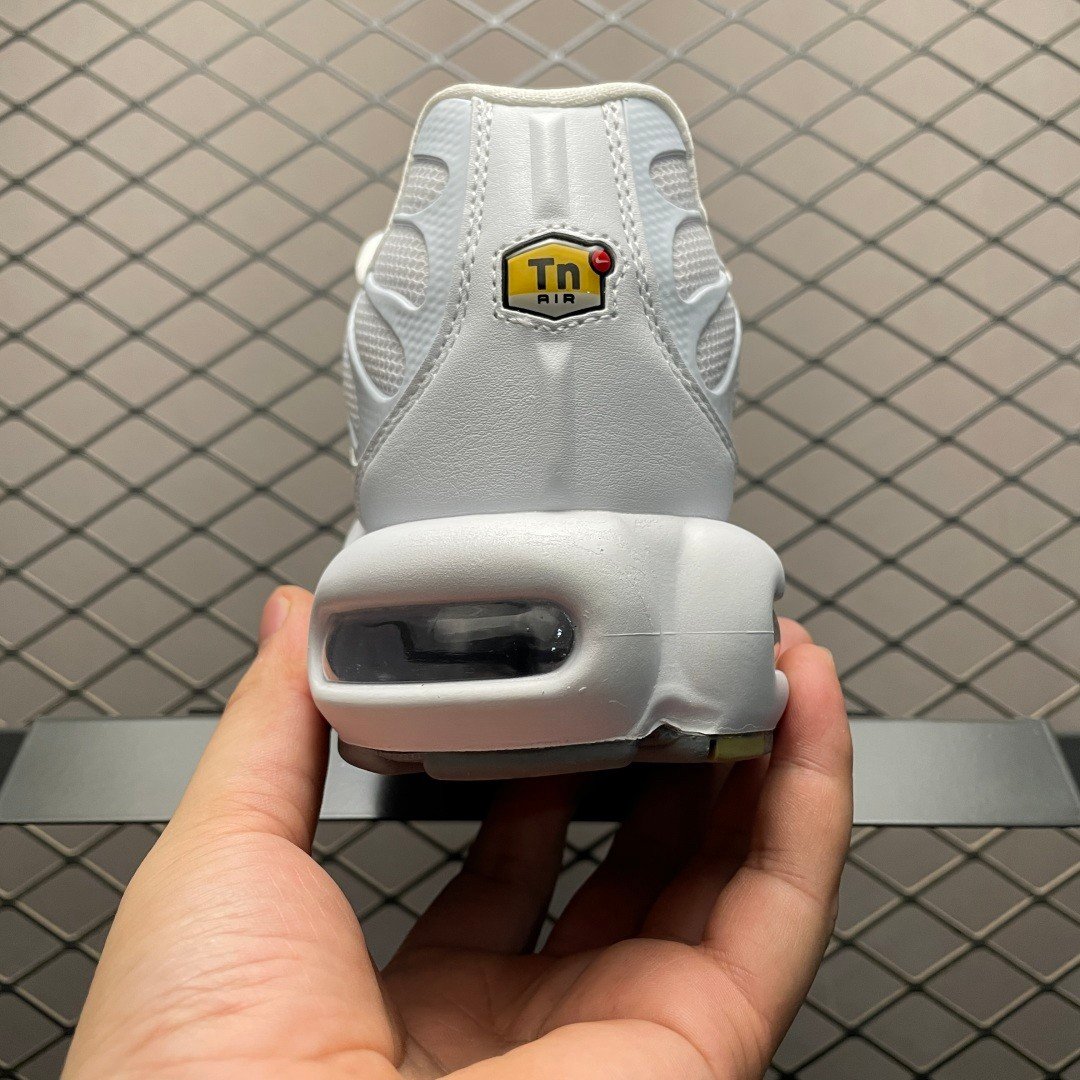 Air Max Plus TN Retro Cushion Running Shoes