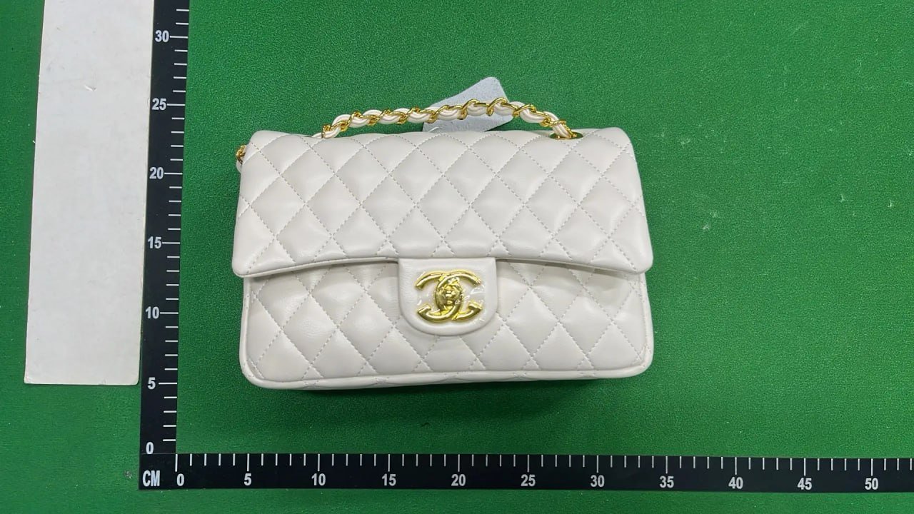 Chanel  Chain crossbody bag 