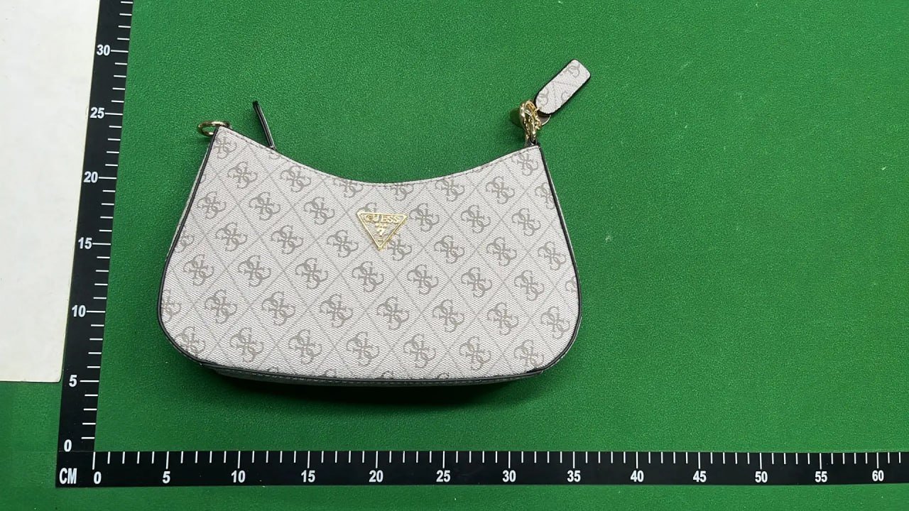 GUESS Underarm bag 
